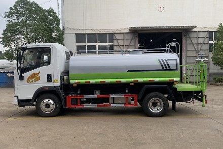 國(guó)六重汽豪曼灑水車圖片 國(guó)六重汽豪曼灑水車圖片