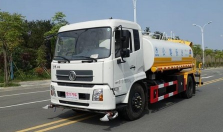 東風天錦國六14噸灑水車 東風天錦國六14噸灑水車