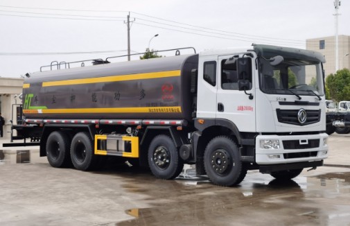 東風(fēng)華神T5前四后八28.5噸灑水車(chē) 東風(fēng)華神T5前四后八28.5噸灑水車(chē)